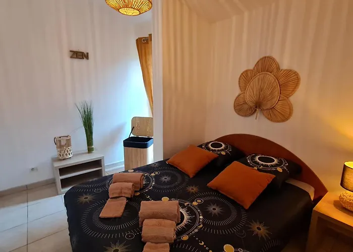 Rare Magnifique Vue Piscine Chauffee & Maquis * 赛拉蒂费罗