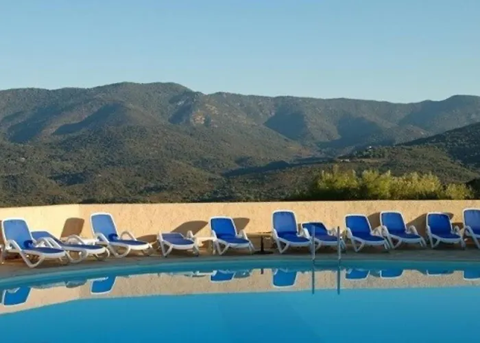 Rare Magnifique Vue Piscine Chauffee & Maquis 赛拉蒂费罗